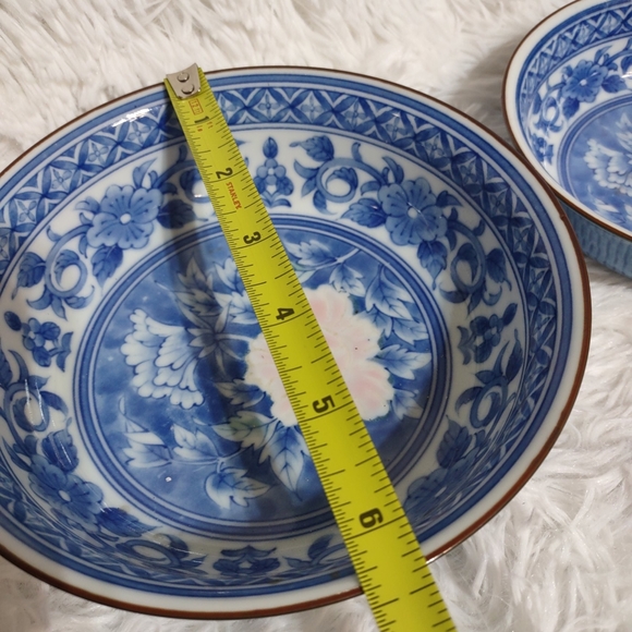 JAPANESE BLUE AND WHITE Vintage 2 piece Bowl set - Picture 2 of 10